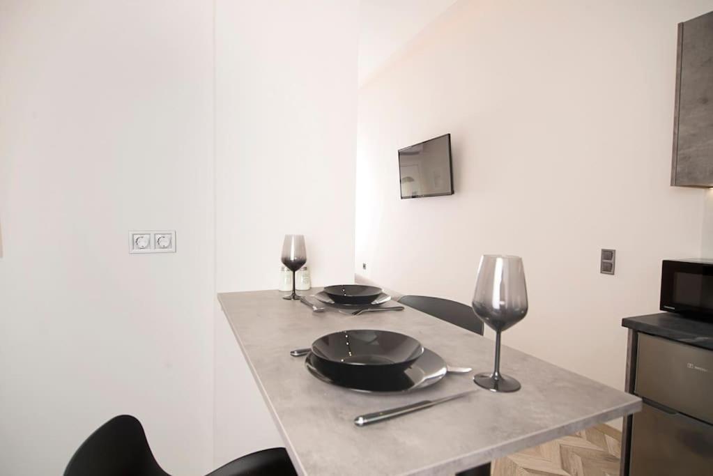 Joy'S Modern-Chic Home Kalamata Exterior photo